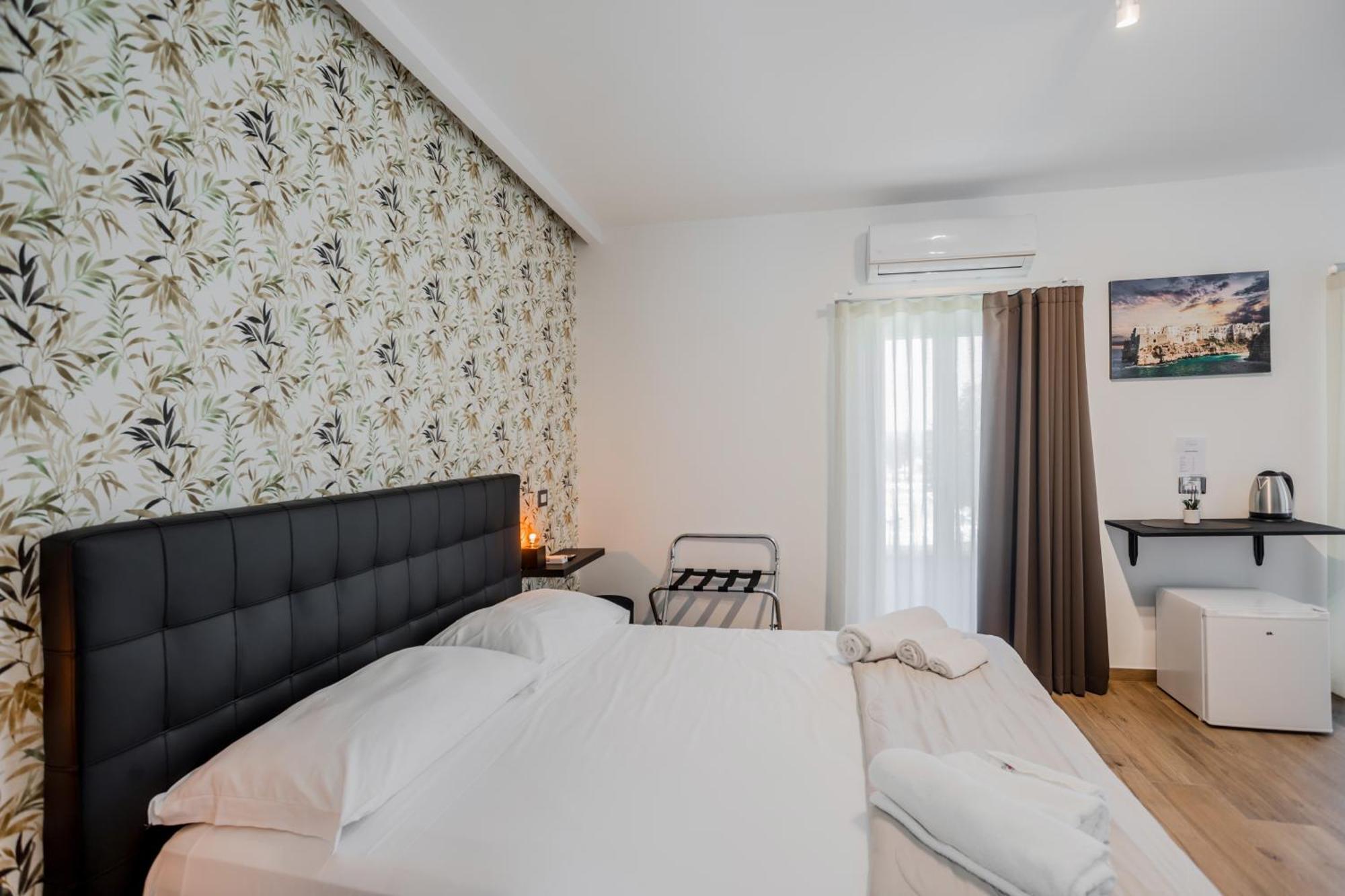 Pietramare Luxury Suites Bari Eksteriør bilde