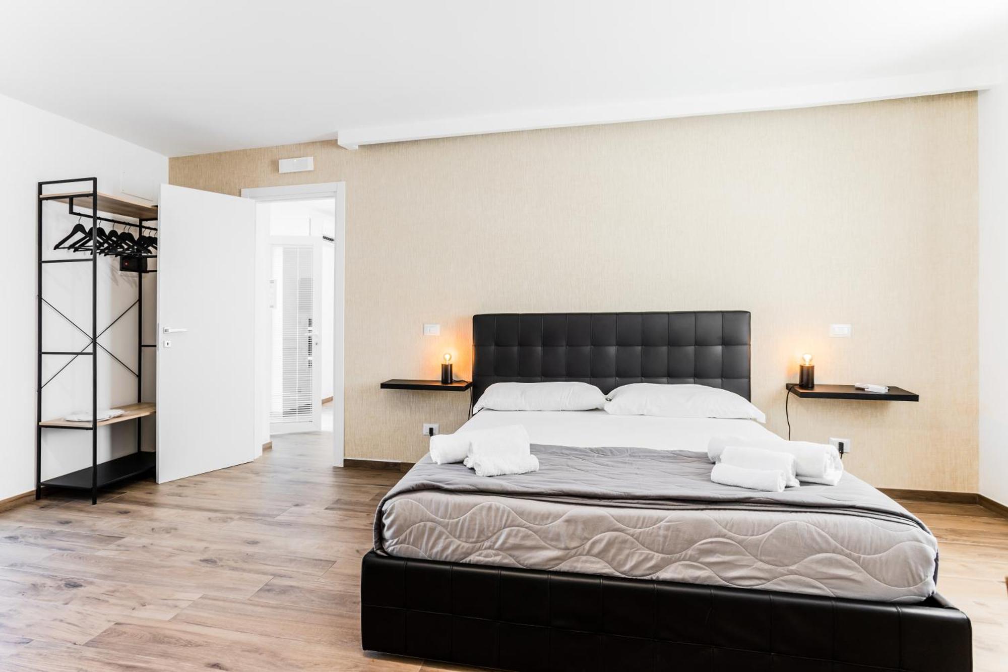 Pietramare Luxury Suites Bari Eksteriør bilde