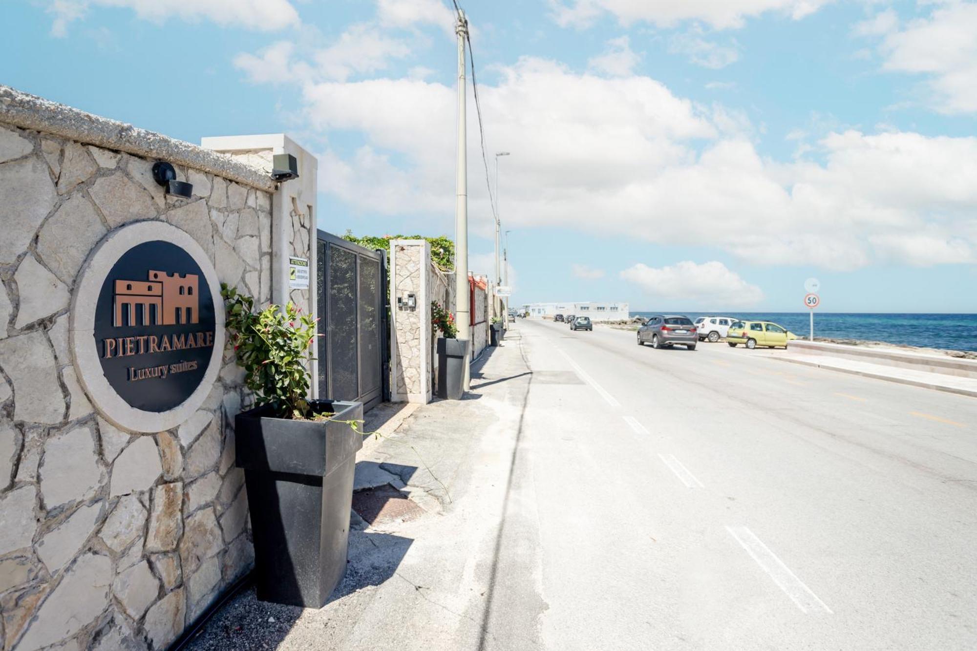 Pietramare Luxury Suites Bari Eksteriør bilde