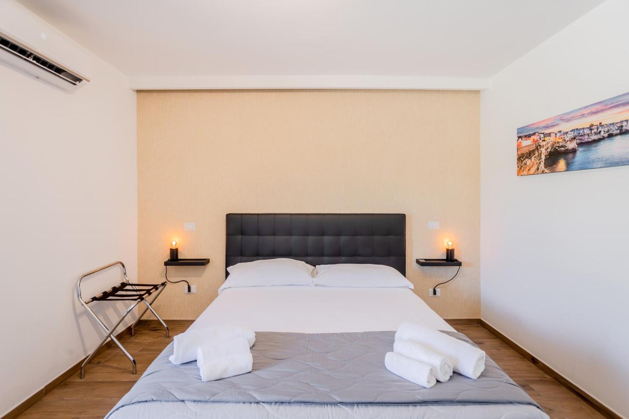 Pietramare Luxury Suites Bari Eksteriør bilde