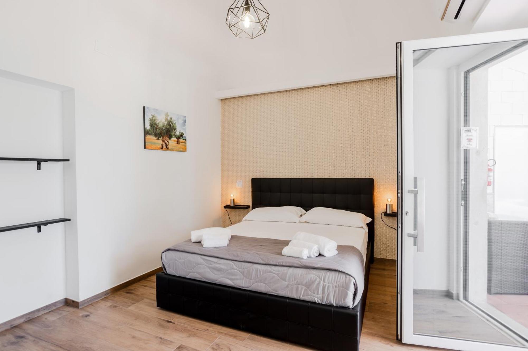Pietramare Luxury Suites Bari Eksteriør bilde