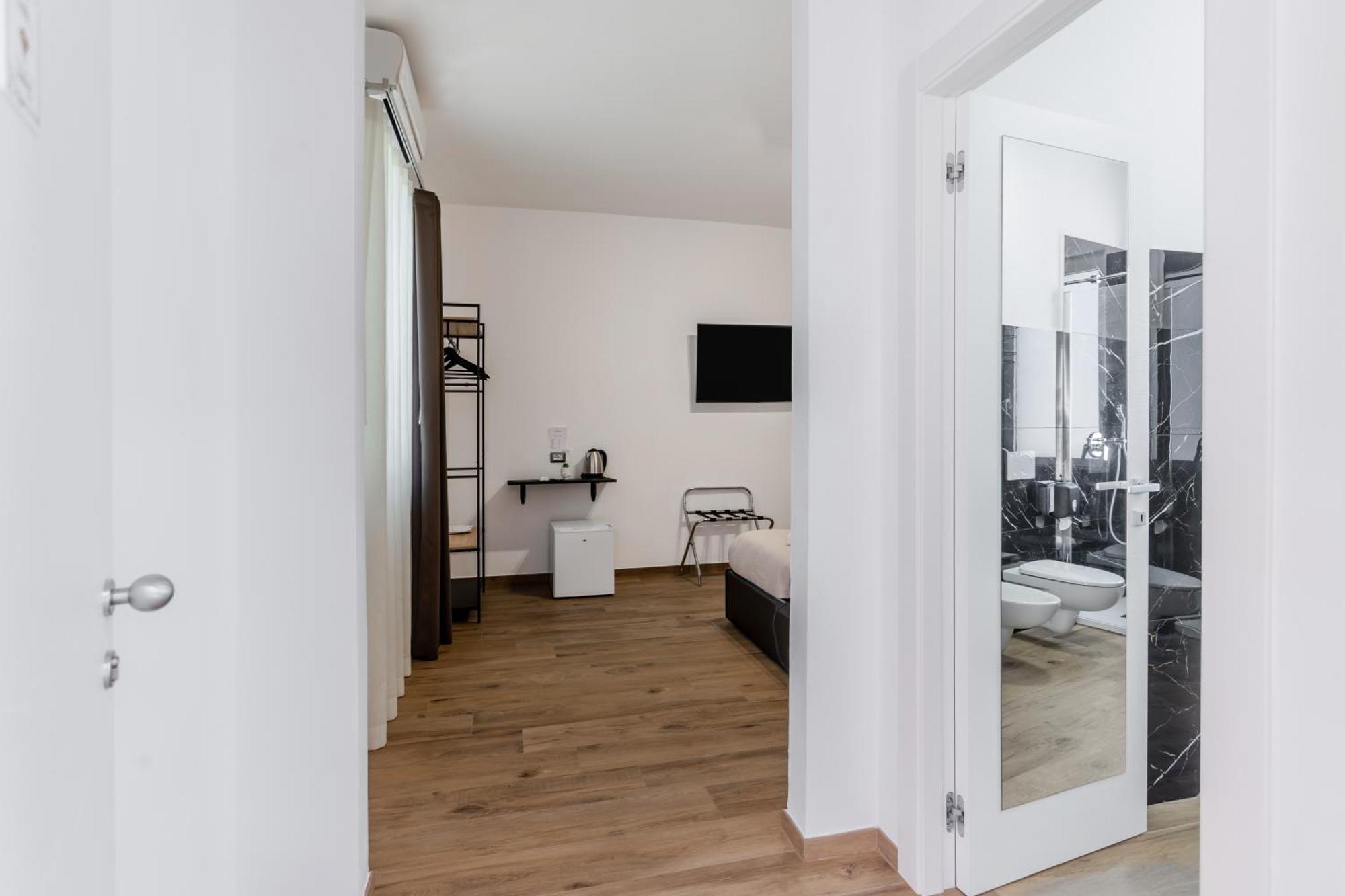 Pietramare Luxury Suites Bari Eksteriør bilde