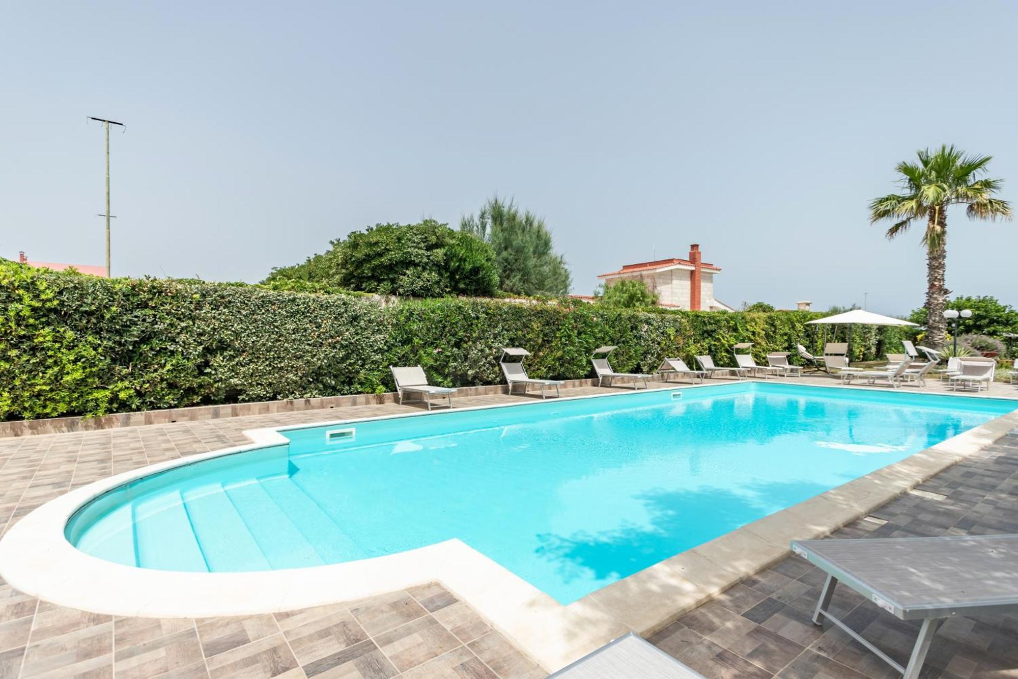 Pietramare Luxury Suites Bari Eksteriør bilde
