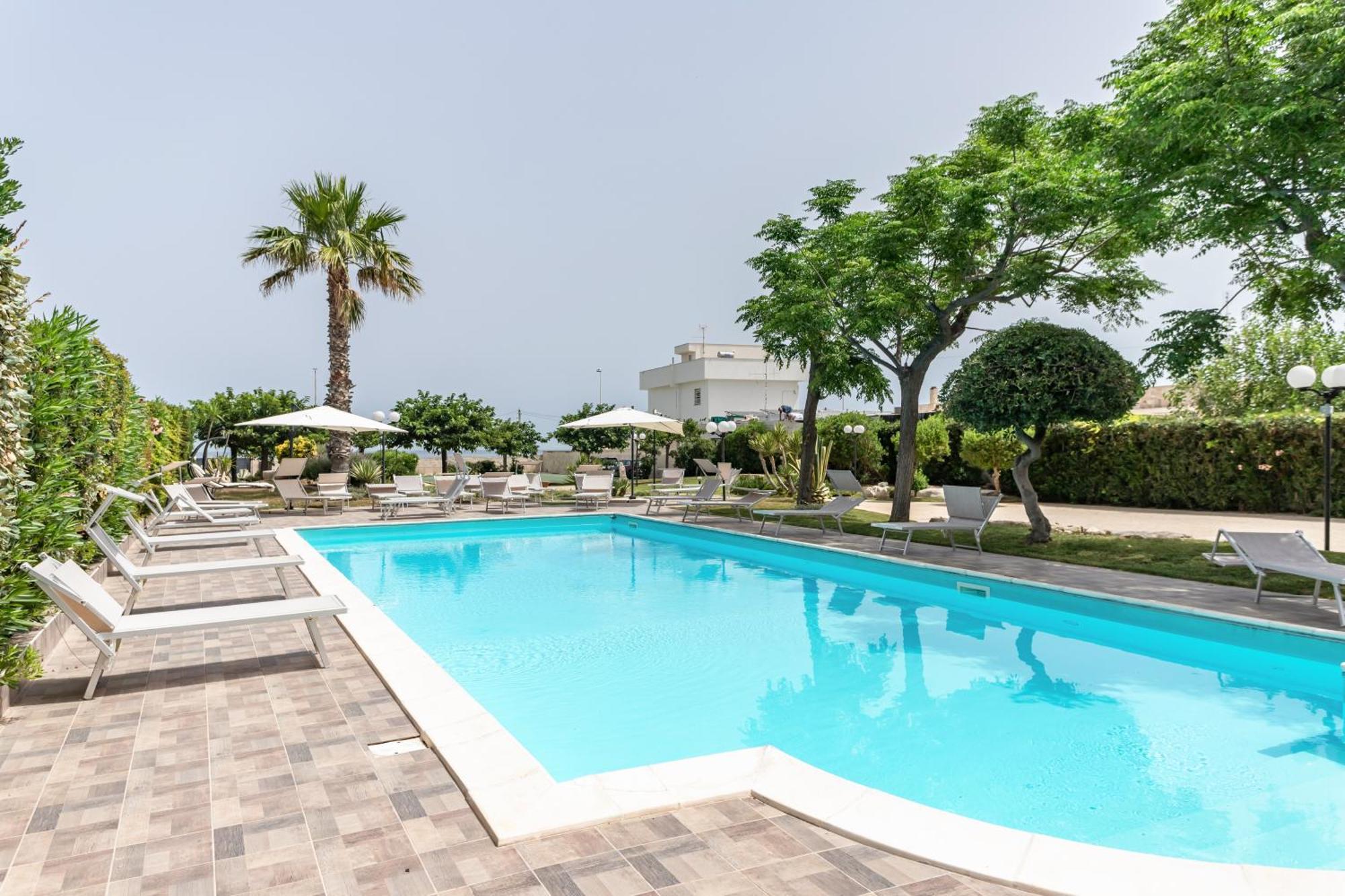 Pietramare Luxury Suites Bari Eksteriør bilde