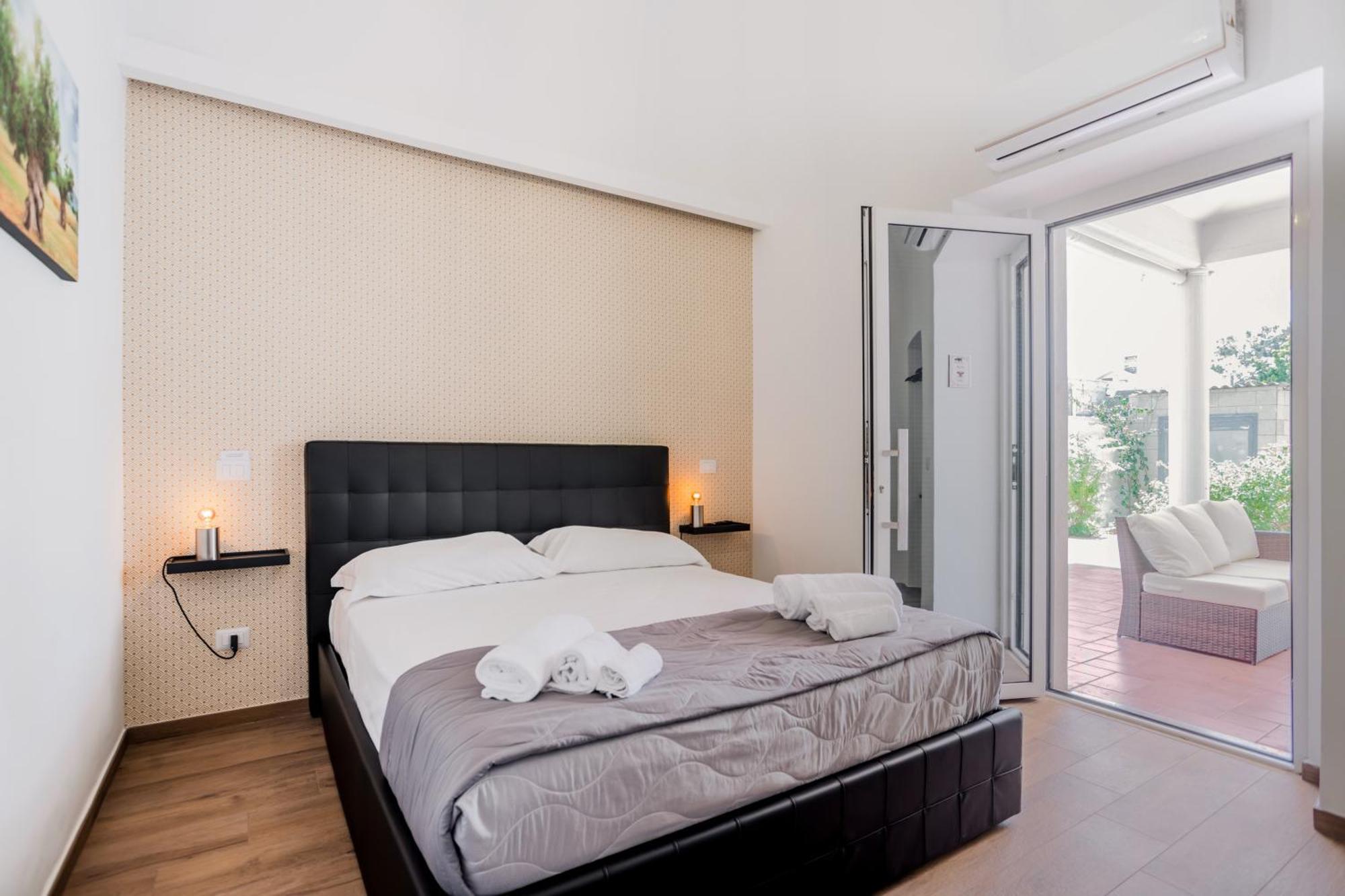 Pietramare Luxury Suites Bari Eksteriør bilde