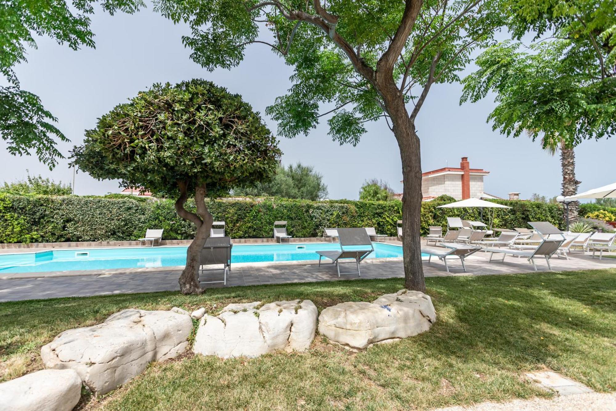 Pietramare Luxury Suites Bari Eksteriør bilde